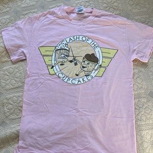 Funny Cupcake T-shirt, size small